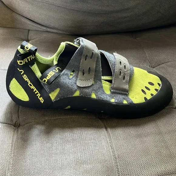 🇪🇸 New in box La Sportiva Tarantula Climbing boots shoes green gray black