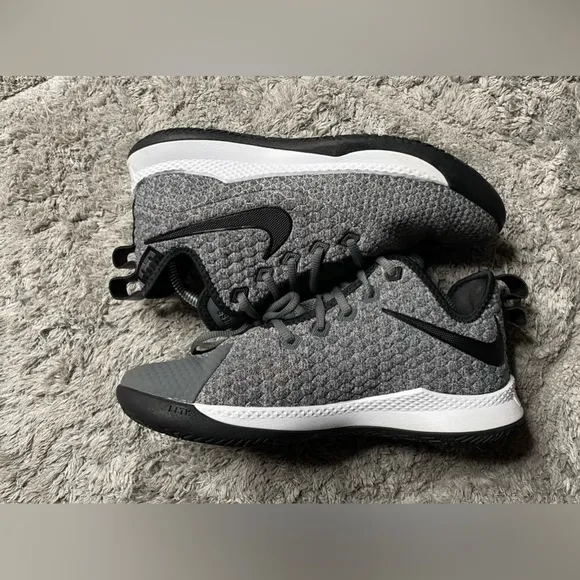 🏀 Nike LeBron Witness 3 Dark Grey AO4433-002 Mens Shoes size 8.5