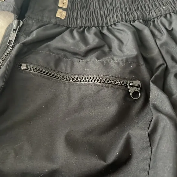 ⭐️ Raewiks lightweight waterproof ski pants rare Vintage black zip legs S