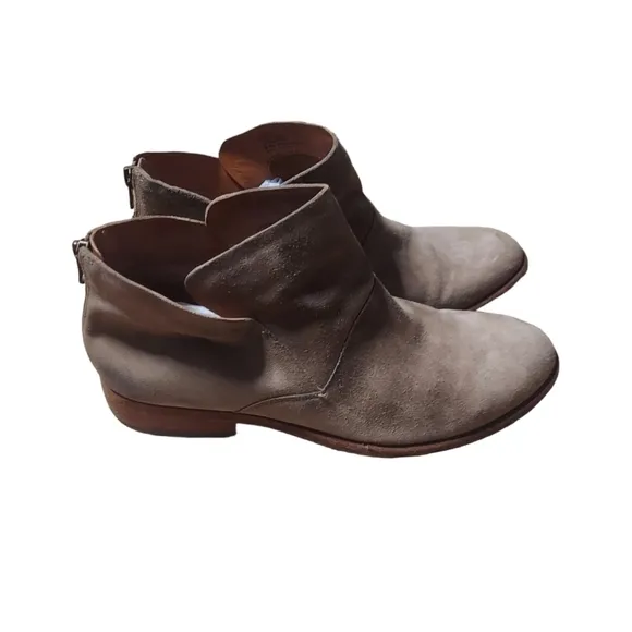10 Kork-Ease tan suede booties