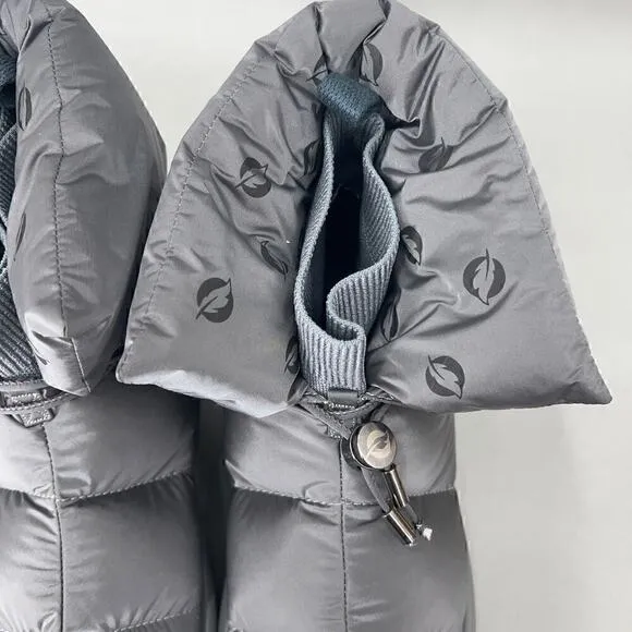 $342 Flufie Pillow Boots Womens 6 Metallic Goose Down Apres Ski Spacecore Snow