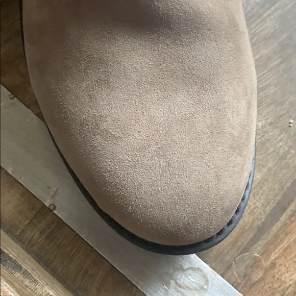 Adam Tucker Me‎ too tan faux fur accent suede boots