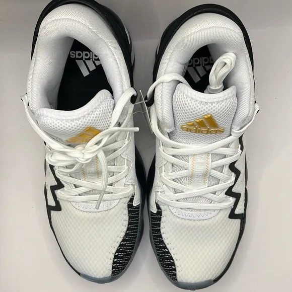 Adidas Basketball Shoes size 6.5 NIB