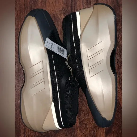 Adidas Crazy infinity size 10.5