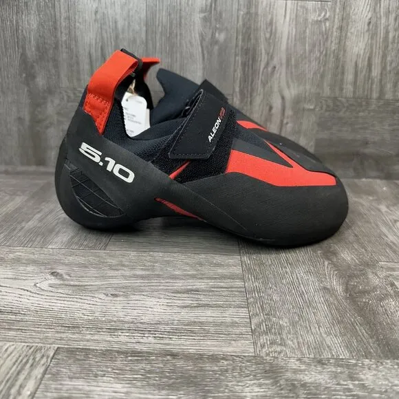 Adidas Five Ten Aleon Climbing Men's size 8.5 Black Red Shoes 5.10