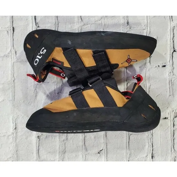adidas Five Ten Anasazi VCS Climbing Shoes MENS SIZE 4