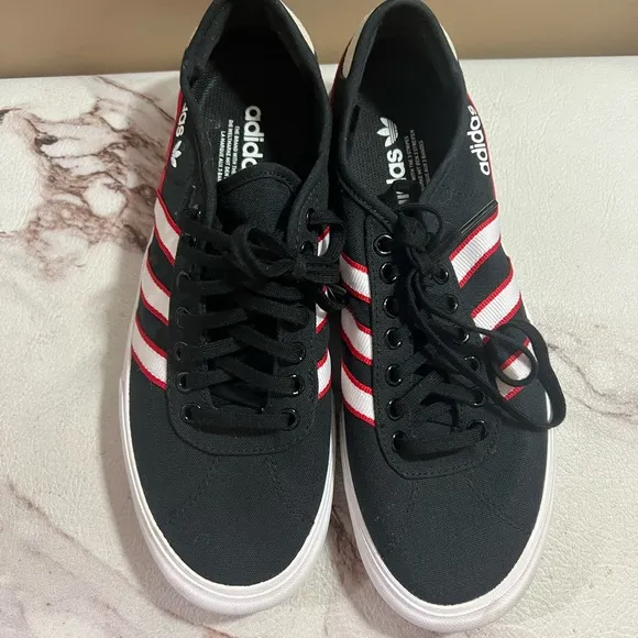 Adidas Originals Delpala Mens Casual Skate Shoes Core Black Cloud White 9
