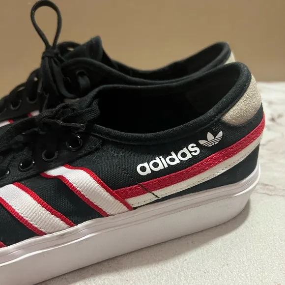 Adidas Originals Delpala Mens Casual Skate Shoes Core Black Cloud White 9