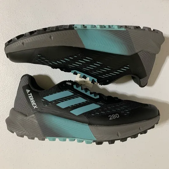 Adidas Terrex Agravic Flow 2.0 Women’s Trail Running Shoes-Size 9 NWT
