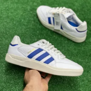 Adidas Tyshawn Low Mens Skate Sneaker Shoes White IE3128 NEW Sz 10