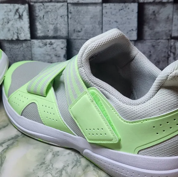 Adidas Unisex-Adult Velocade Cycling Sneaker Men's Size 10.5 Women's Size 11.5