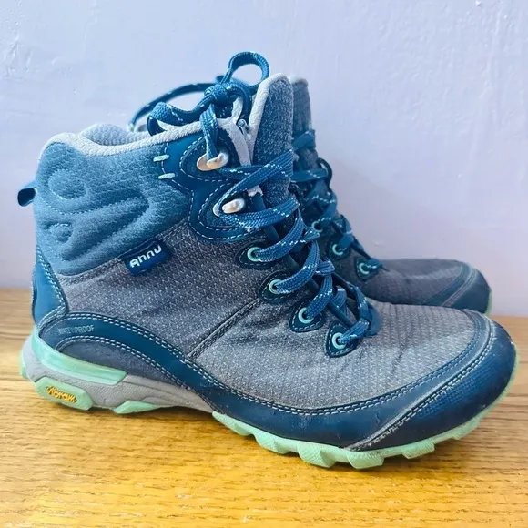 AHNU SUGARPINE II WATERPROOF INSIGNIA BLUE BOOTS - WOMEN'S 7.5