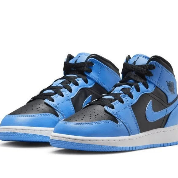 AIR JORDAN 1 MID GS UNIVERSITY BLUE BLACK DQ8423-401 SNEAKER SHOES size 10