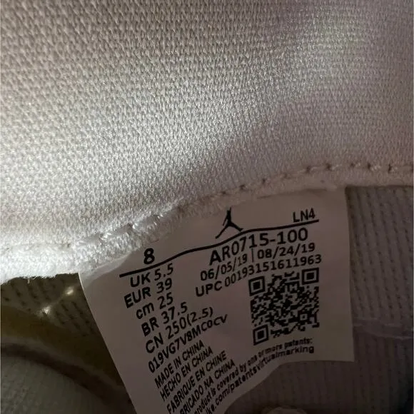 AIR JORDAN 11 Shoes Womens Vast Grey High White Silver Metallic Leather Sneaker