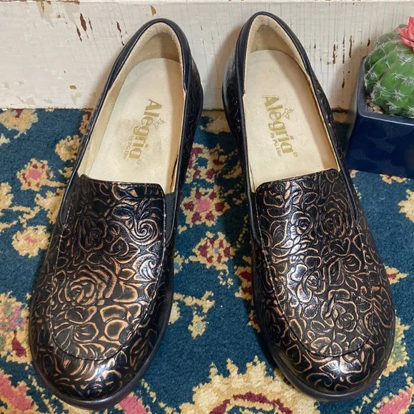 🍄Alegria Emm-548 By PG Lite Floral Print Clogs