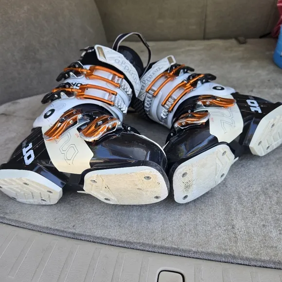Alpina Ski Boots  Size Uk 3 US 4.5/5