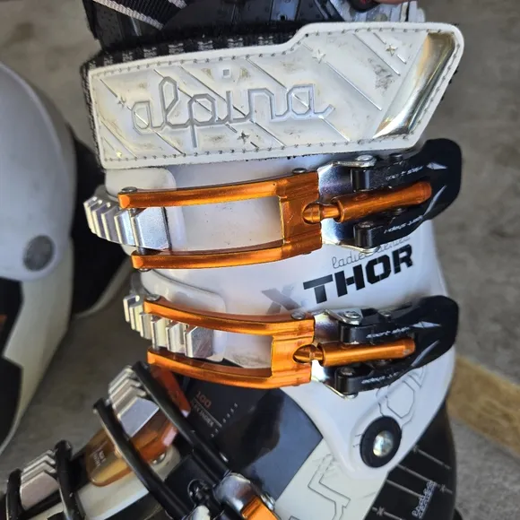 Alpina Ski Boots  Size Uk 3 US 4.5/5