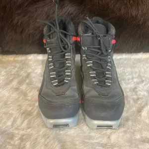 Alpine cross country ski boots 36 (1760)