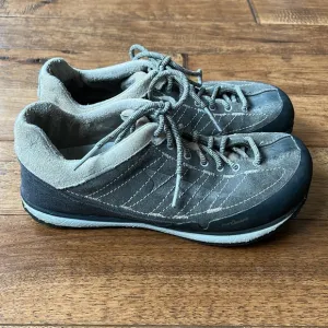 Altra Grafton Outdoor Adventure Shoes Trail Hiking Foot Shape Zero Drop 7.5
