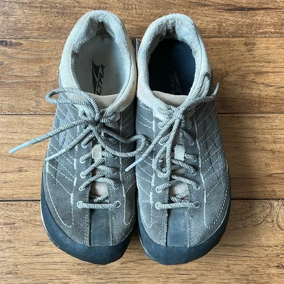Altra Grafton Outdoor Adventure Shoes Trail Hiking Foot Shape Zero Drop 7.5