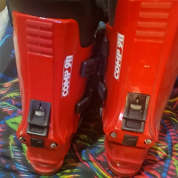 Another Vintage Classic, Men's Koflach Compitition-Comp911-Ski Boot Red/White