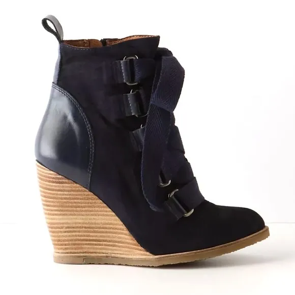 Anthropologie Ski-Slope Wedge By Lucky Penny