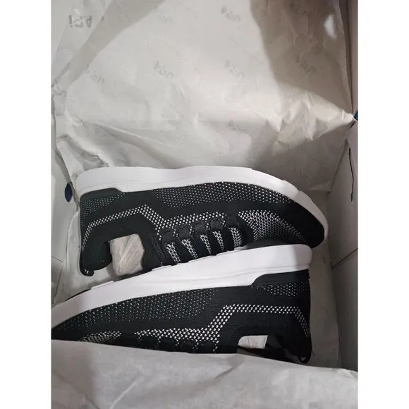 APL Techloom Breeze Men 9 Black White Running Shoes Sneakers