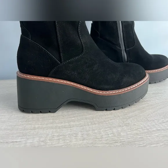 Aqua College Women's Waterproof Gina Platform Black Suede Boots Size 9.5