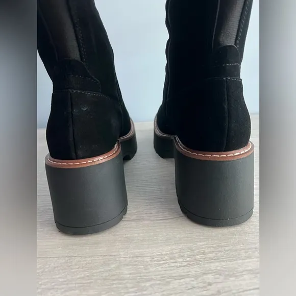 Aqua College Women's Waterproof Gina Platform Black Suede Boots Size 9.5