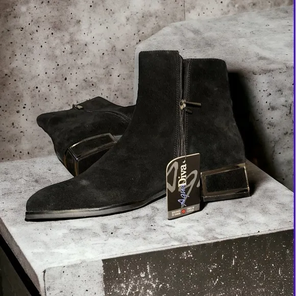 Aqua Diva Darms Black Suede Waterproof Boots (F354)