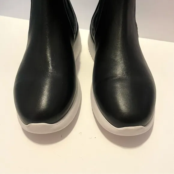 Aquatalia Cristiana Leather Chelsea Boots Waterproof Size 7 Black
