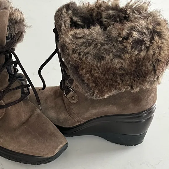 Aquatalia Faux Fur Lined Lace Up Platform Boots