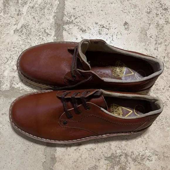 Aspen Trail finders Leather shoes 👞 SIZE 9.5