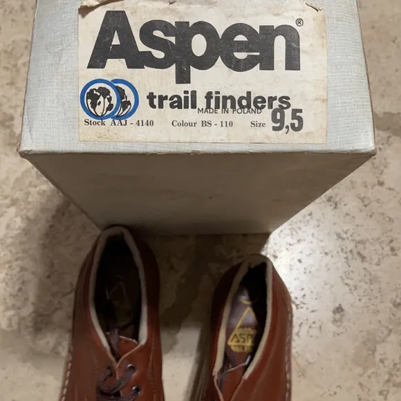 Aspen Trail finders Leather shoes 👞 SIZE 9.5