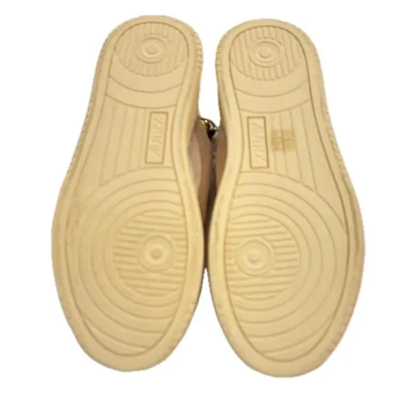 Autry Medalist Low-Top Leather Sneakers Women NEW