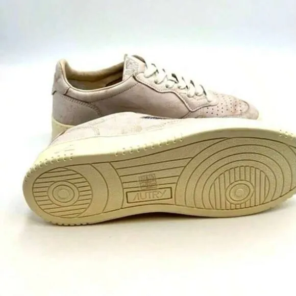 Autry Medalist Low-Top Leather Sneakers Women NEW
