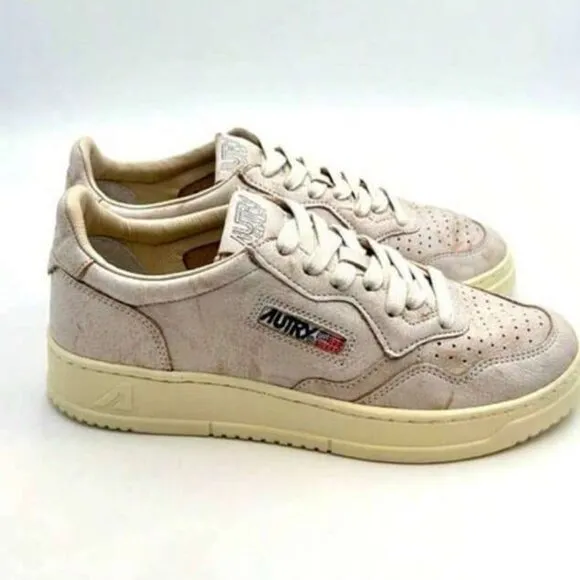 Autry Medalist Low-Top Leather Sneakers Women NEW