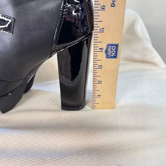 Azalea Wang Womens High Heel Platform Fashion Ski Boots Lying Black Size 10 NWOT