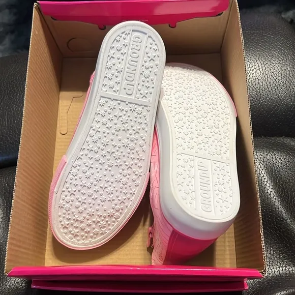 Barbie High Top Sneakers Shoes for Girls /Kids Size 2 New