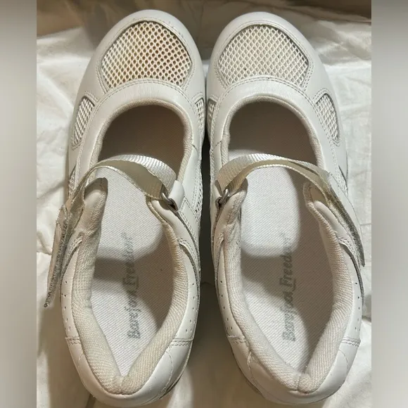 Barefoot Freedom Delite Slip On Shoes