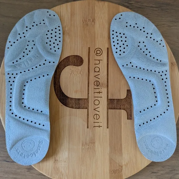 Barefooters Feel Great Shoes with Oooaaah Inserts in Sedona Red