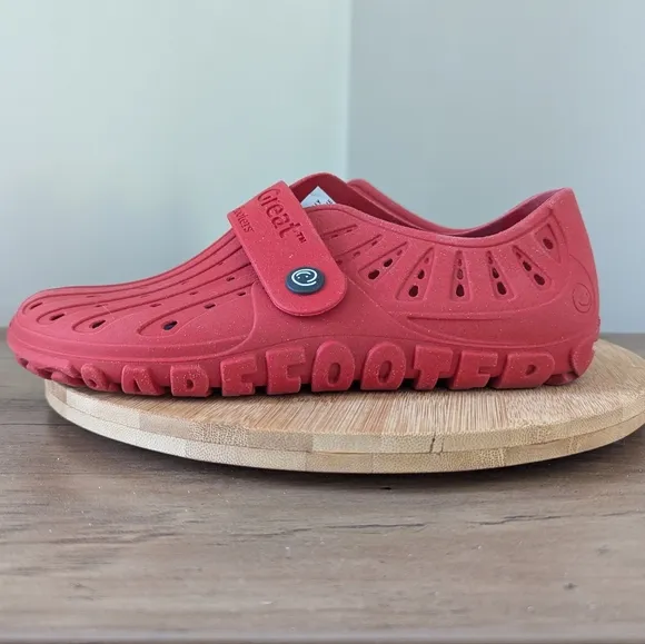 Barefooters Feel Great Shoes with Oooaaah Inserts in Sedona Red