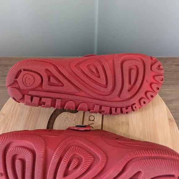 Barefooters Feel Great Shoes with Oooaaah Inserts in Sedona Red