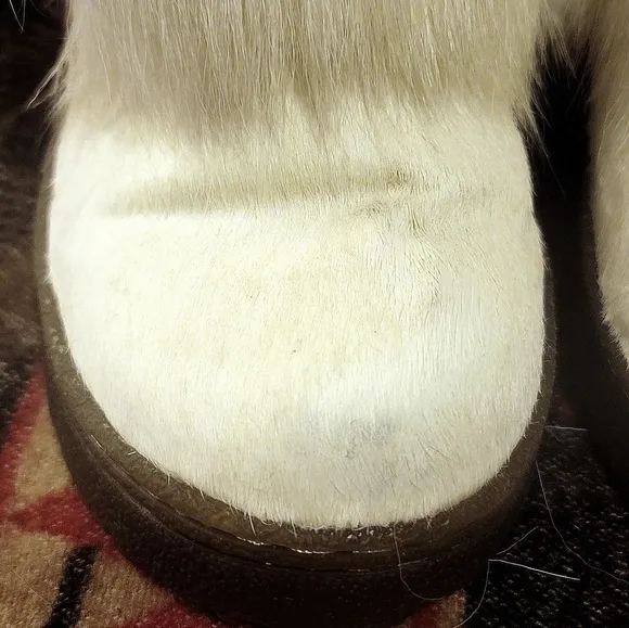 BearPaw KOLA II Ski Boots Sz 7 Real Fur Sheepskin Calf Goat Skin Wool White Snow