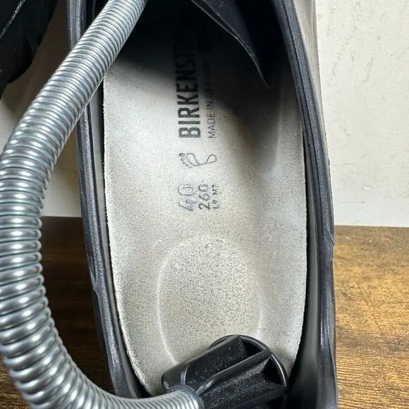 Birkenstock black water, slip resistant black Sandals Shoes Womens‎ Size 9