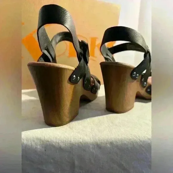 Black Leather Sandals by Korks Size 11