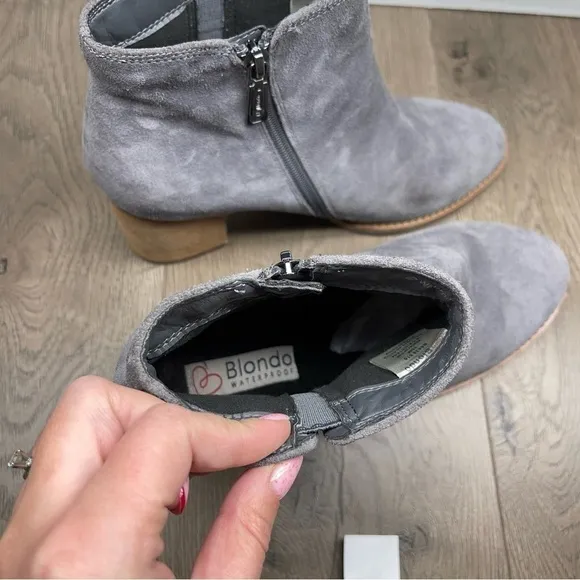 Blondo Nina Gray Suede Ankle Boots Waterproof Block Heel Size 10 Women Side Zip