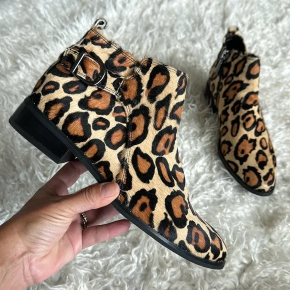 Blondo Tami Leopard Calf Hair Heeled Booties/Boots Sz 7 Waterproof Black Brown
