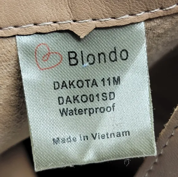BLONDO Waterproof Dahlia Cream Suede Ankle Boots Buckle Women's Size 11 New