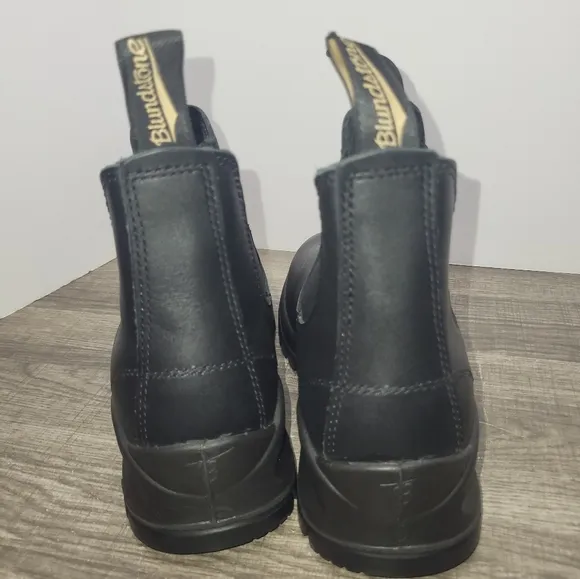 Blundstone LUG BOOT Mens Sz 7.5 Utility &amp; Street-ready Chunky Lug Sole Black
